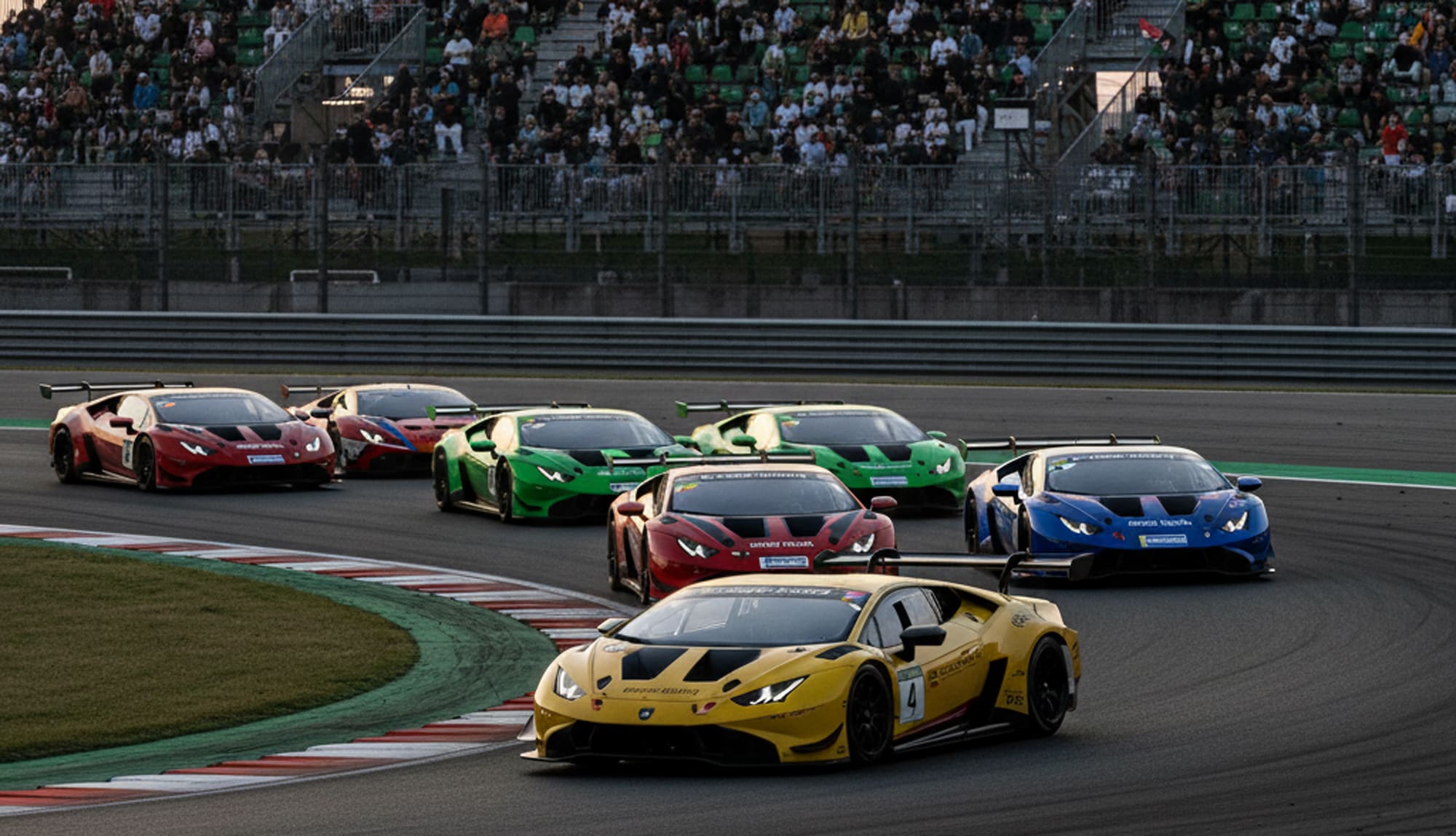 Evento Lamborghini Super Trofeo Misano 2025 Finale Mondiale al Misano ...
