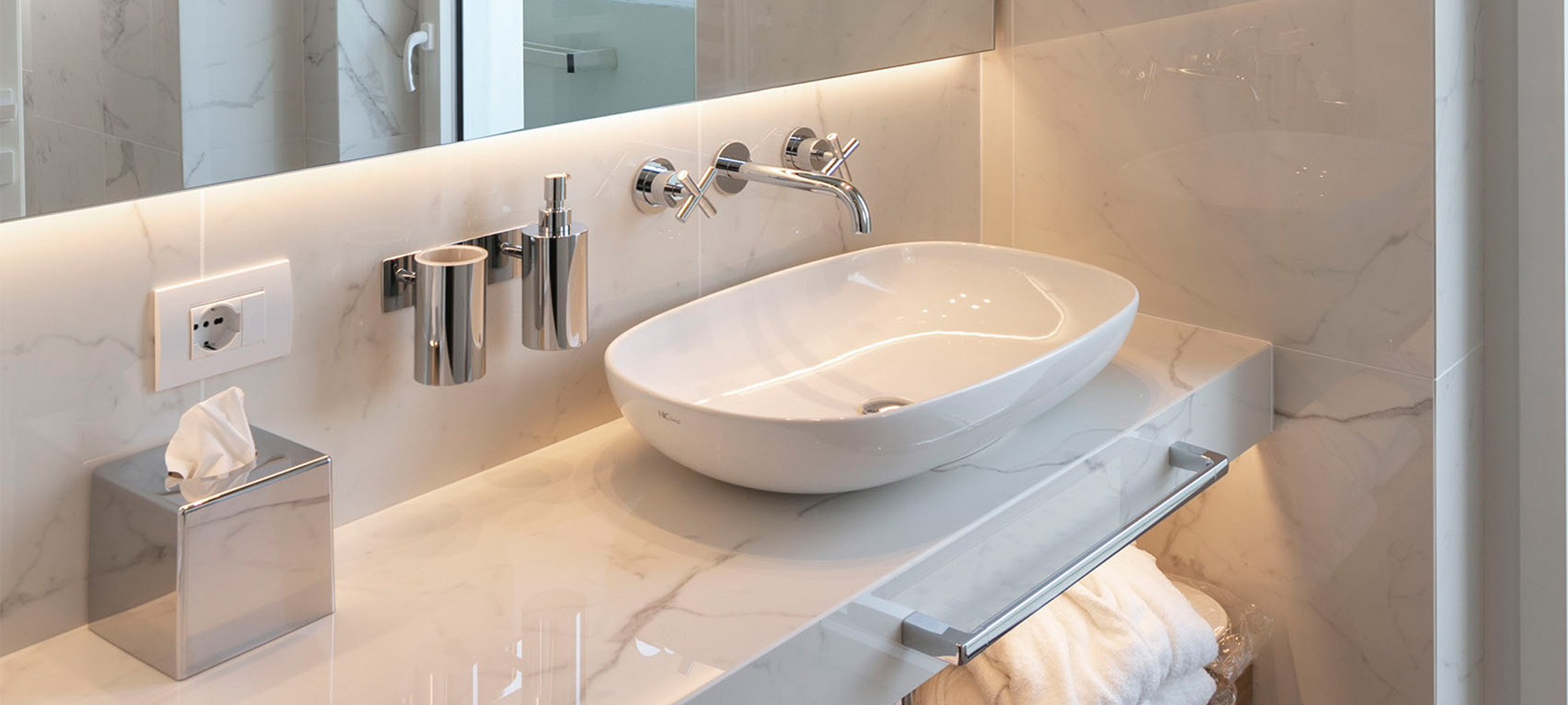media.bagno_E3A7663-OK_104-2000x900