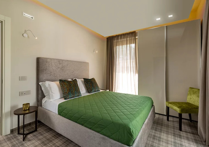 media.residence-elegance-camera-da-letto-trilocale