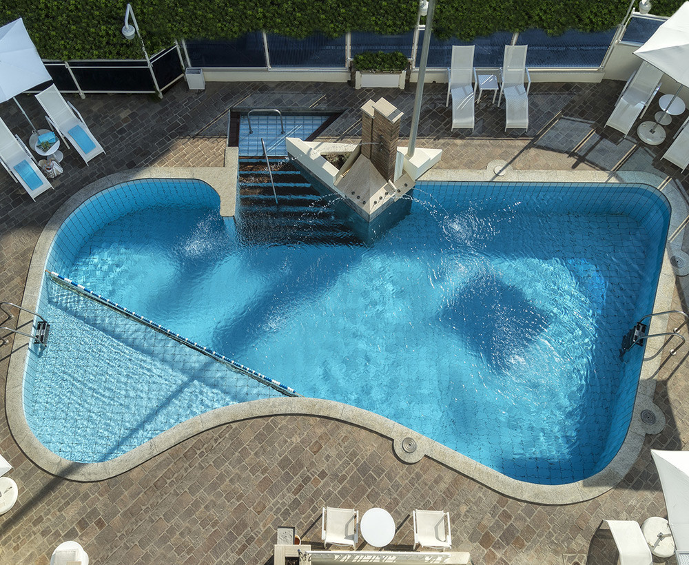 media.piscina-pulita-1000x820