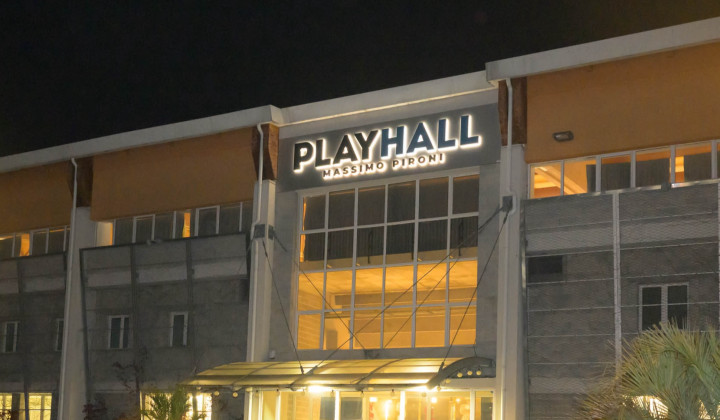 media.playhall-massimo-pironi-riccione-hotel-abners-riccione